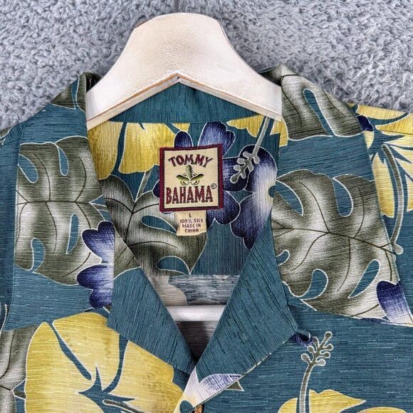 Tommy Bahama Hawaiian Silk Shirt Mens Large‎ Floral AOP Graphic Tropical Beach - Picture 2 of 11